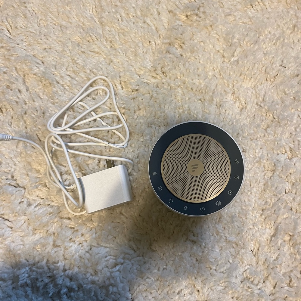 Like new sound machine